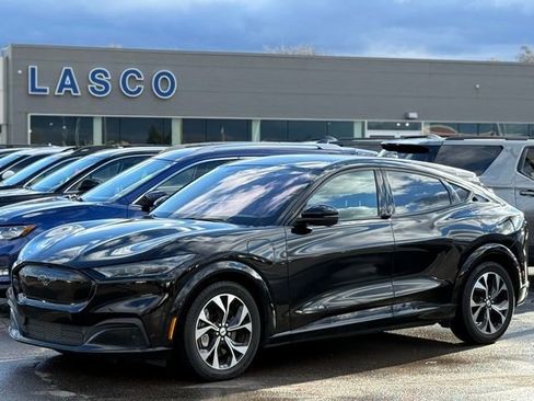 Used 2022 Ford Mustang Mach-E Premium image 1