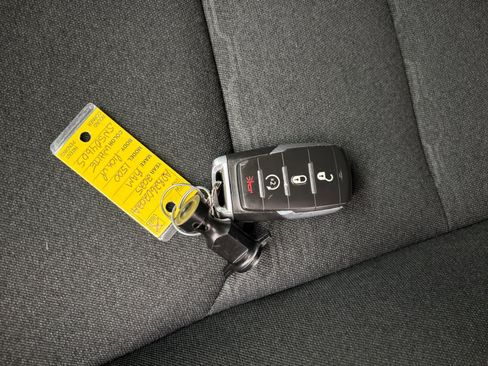 Used 2025 RAM 1500 Big Horn image 33