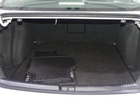 Used 2015 Volkswagen Jetta SE FWD image 9