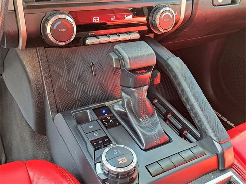 Used 2024 Toyota Tacoma TRD Sport image 11