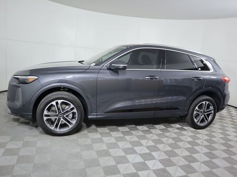 Used 2025 Audi Q5 2.0T Premium Plus w/ Premium Plus image 9