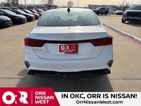 Used 2024 Kia Forte LXS image 4