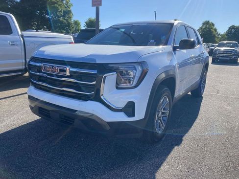 Used 2025 GMC Terrain Elevation AWD/4WD image 3