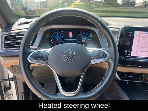 Used 2025 Volkswagen Atlas Cross Sport SE AWD/4WD image 14