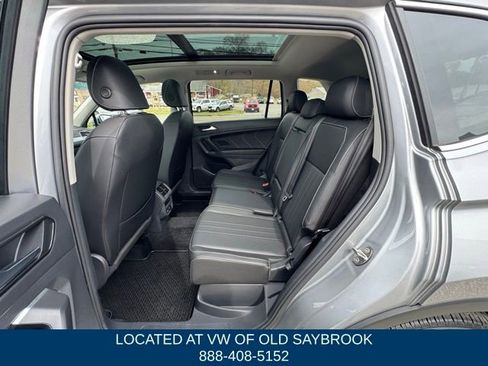 Certified 2023 Volkswagen Tiguan SE w/ Panoramic Sunroof Package AWD/4WD image 9