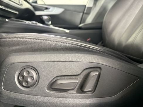 Used 2017 Audi A4 2.0T Premium image 21