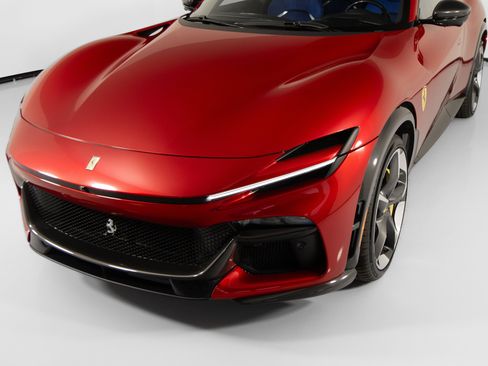 Certified 2025 Ferrari Purosangue AWD/4WD image 9