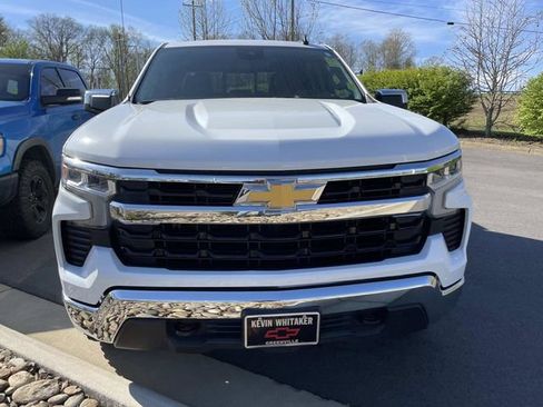 Used 2025 Chevrolet Silverado 1500 LT image 7