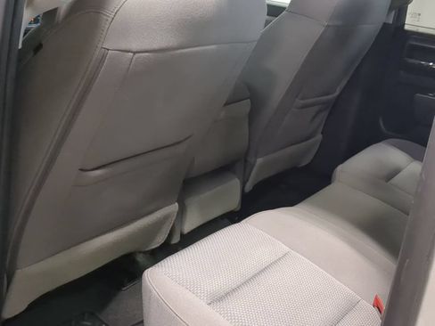 Used 2019 Chevrolet Silverado 1500 Custom w/ Custom Convenience Package AWD/4WD image 22