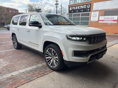 Used 2023 Jeep Grand Wagoneer L Series III w/ Rear Seat Video Group 1 image 1