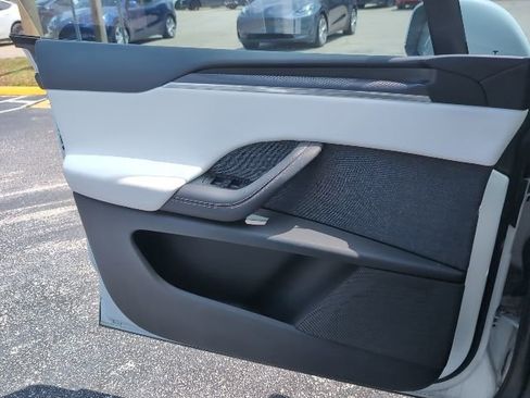 Used 2022 Tesla Model X Plaid AWD/4WD image 19