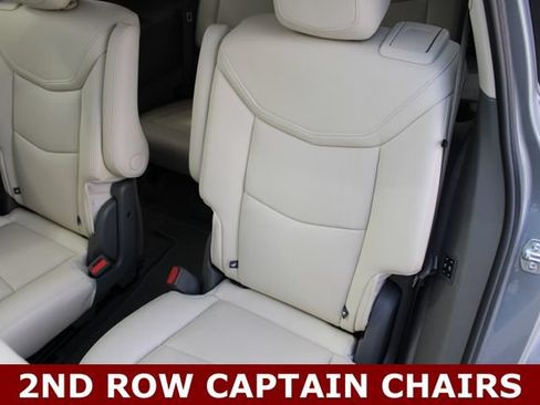 Certified 2025 Cadillac XT6 Premium Luxury AWD/4WD image 9