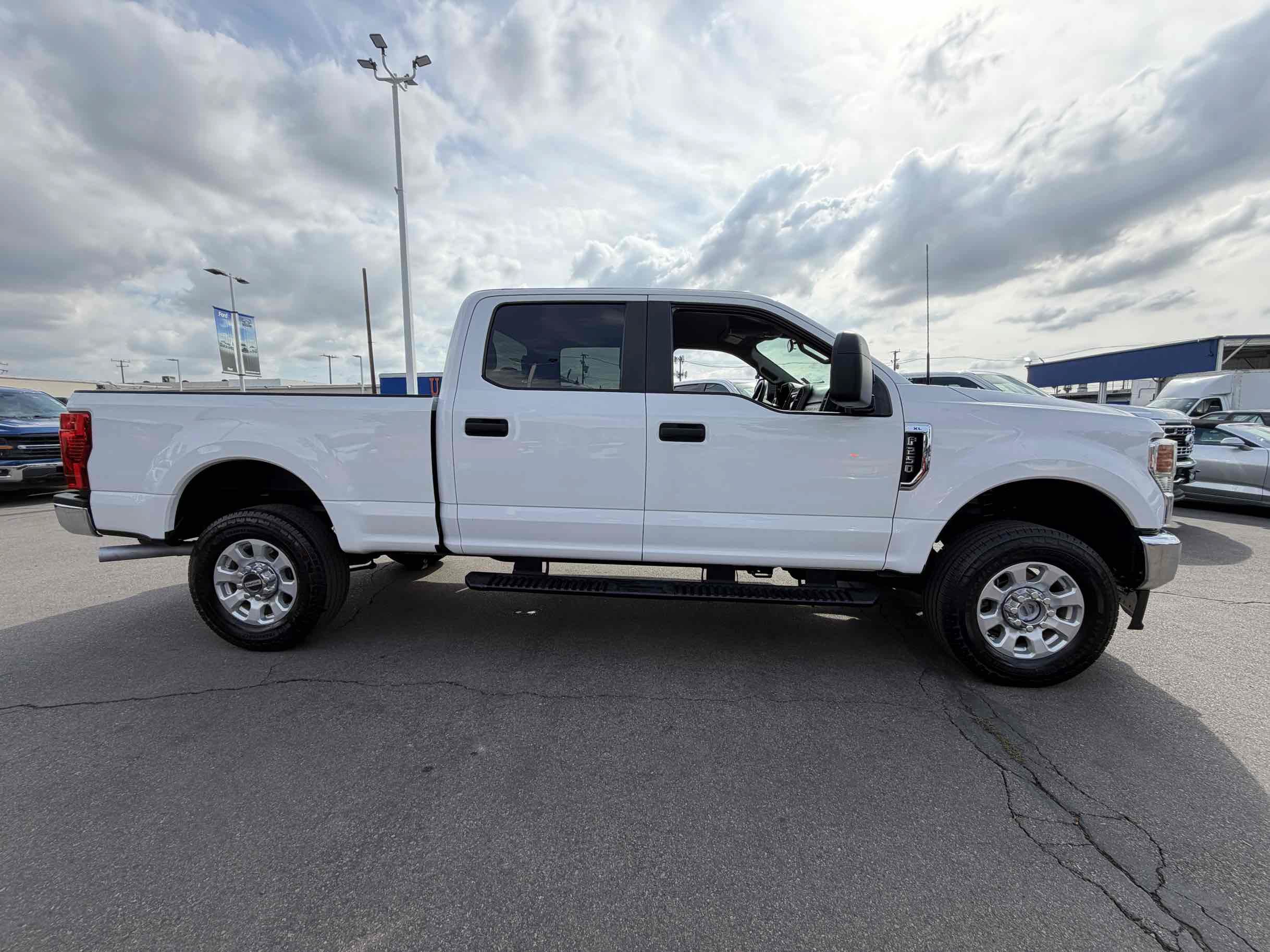 Used 2021 Ford F250 XL w/ Power Equipment Group AWD/4WD image 6