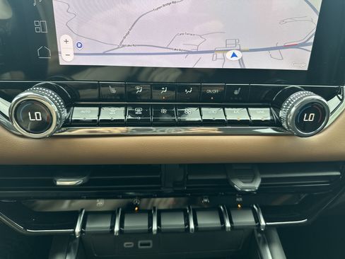 New 2025 GMC Canyon AT4 w/ LPO, Off Road Lift Package image 22