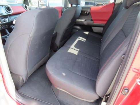 Used 2023 Toyota Tacoma SR5 w/ Technology Package AWD/4WD image 29