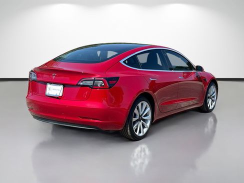 Used 2019 Tesla Model 3 Standard Range Plus RWD image 3