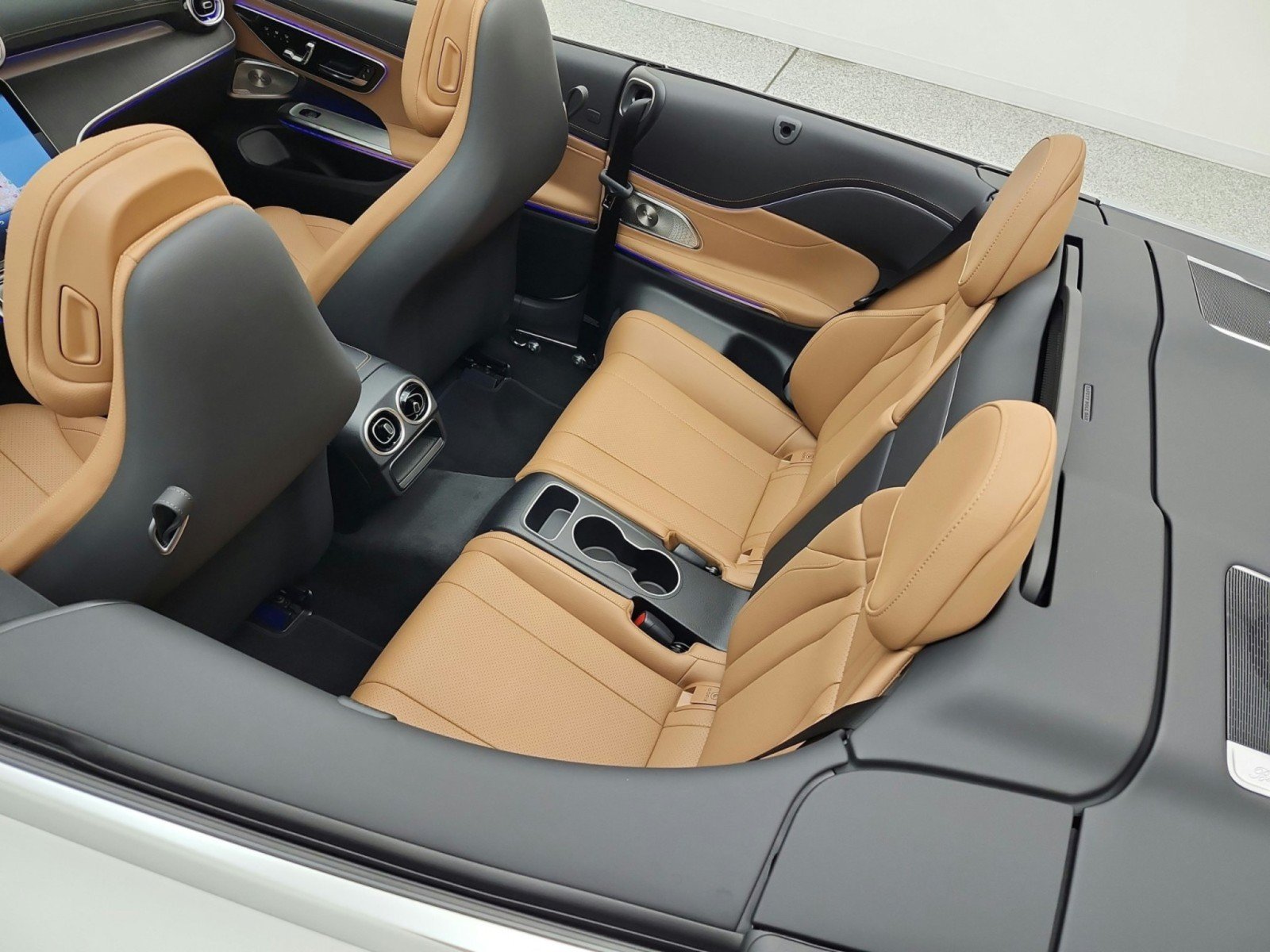 New 2027 Mercedes-Benz CLE 450 4MATIC Cabriolet image 11