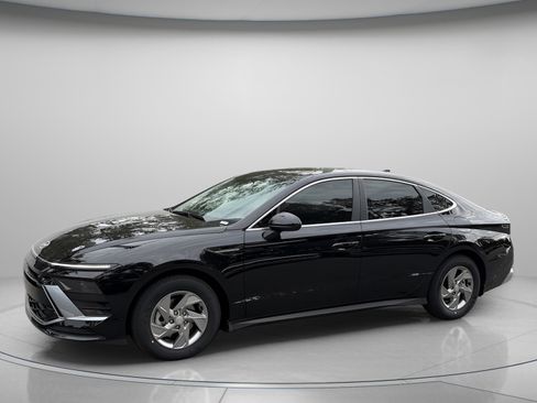 New 2026 Hyundai Sonata SE image 2