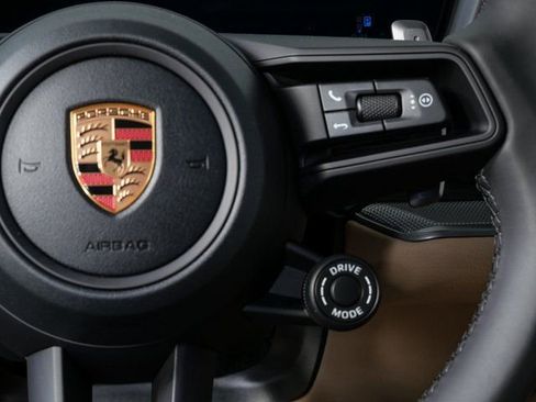 New 2026 Porsche Cayenne AWD image 12