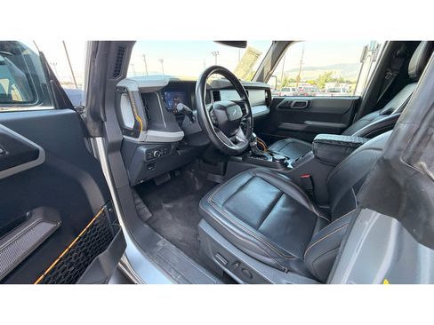Used 2022 Ford Bronco Badlands AWD/4WD image 17