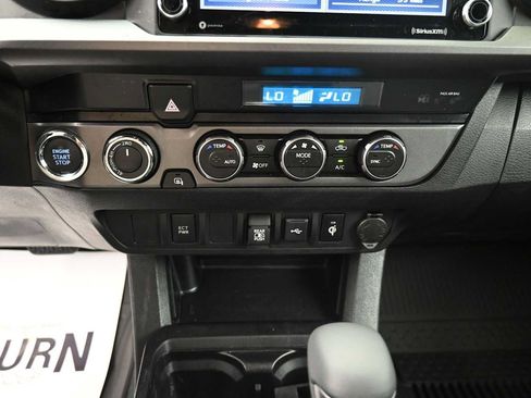 Used 2023 Toyota Tacoma TRD Sport AWD/4WD image 9
