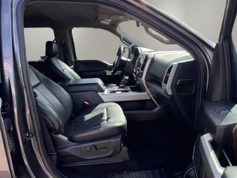 Used 2019 Ford F150 Lariat w/ FX4 Off-Road Package AWD/4WD image 15