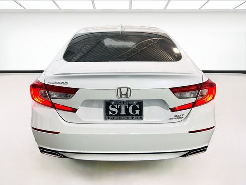 Used 2020 Honda Accord Sport image 5