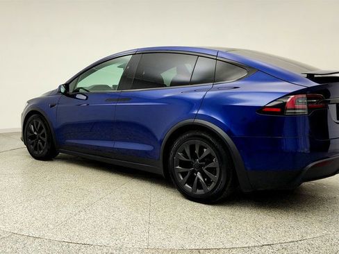 Used 2023 Tesla Model X image 7