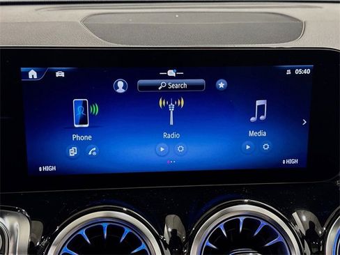 Certified 2025 Mercedes-Benz GLB 250 4MATIC image 14