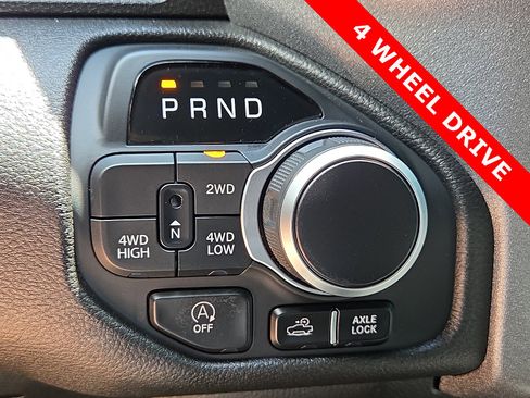 Used 2025 RAM 1500 Warlock AWD/4WD image 19