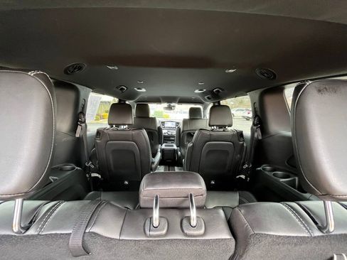 Used 2025 Chrysler Pacifica Select image 30