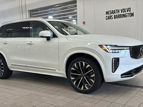 New 2026 Volvo XC90 T8 Ultra w/ Protection Package Premier AWD/4WD image 3