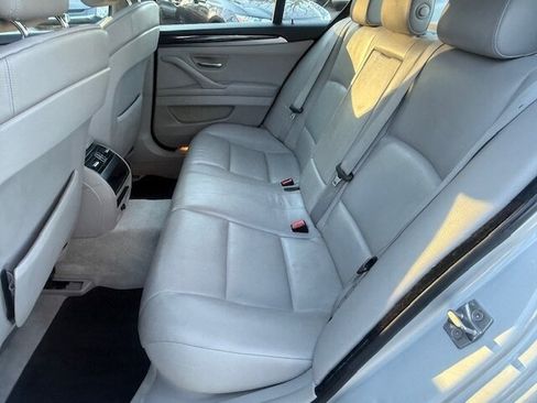 Used 2011 BMW 535i Sedan image 21