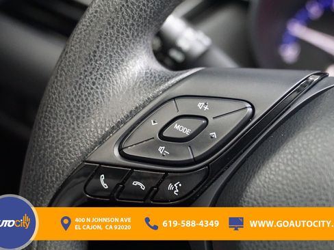 Used 2021 Toyota C-HR LE image 19