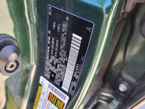 Used 2024 Toyota Highlander XLE image 26