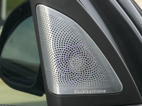 Used 2024 BMW X7 xDrive40i w/ Executive Package image 30