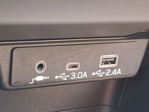 Used 2024 Subaru Crosstrek 2.5i Limited image 23