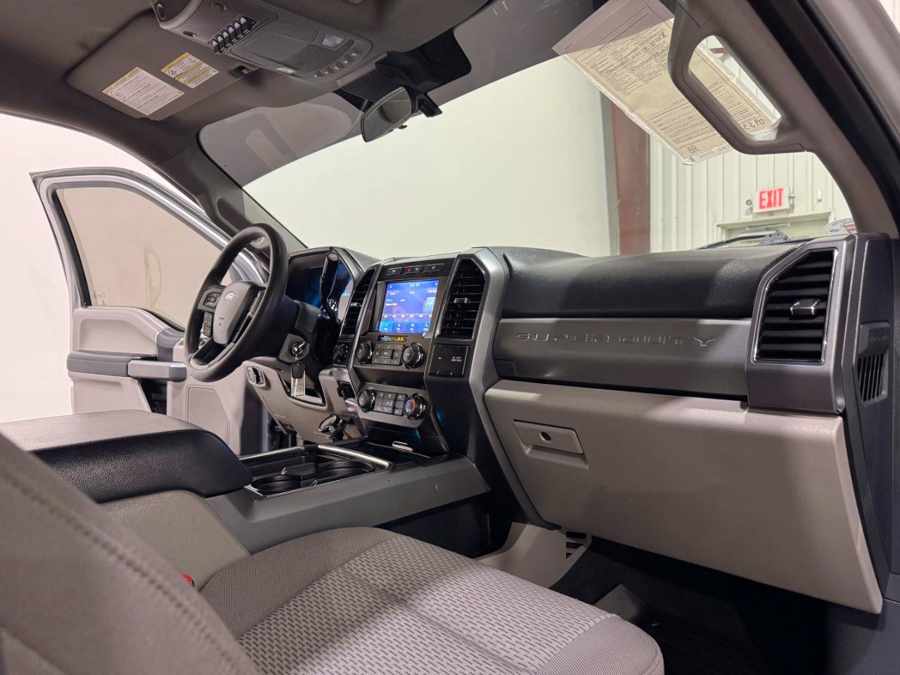 Used 2022 Ford F250 XLT w/ XLT Value Package AWD/4WD image 11