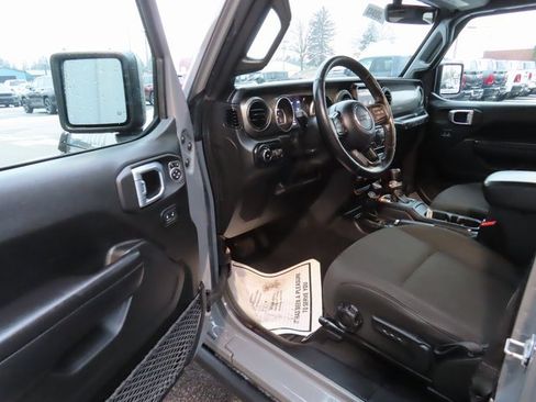 Used 2021 Jeep Wrangler Unlimited Sport image 17