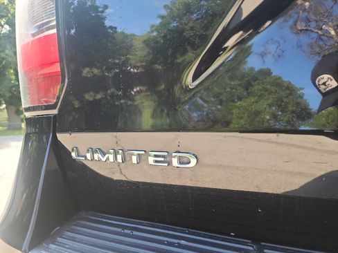 Used 2020 Ford Expedition Limited RWD image 6
