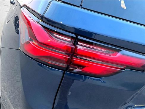 Certified 2023 Chevrolet Traverse LT w/ LT Premium Package image 25