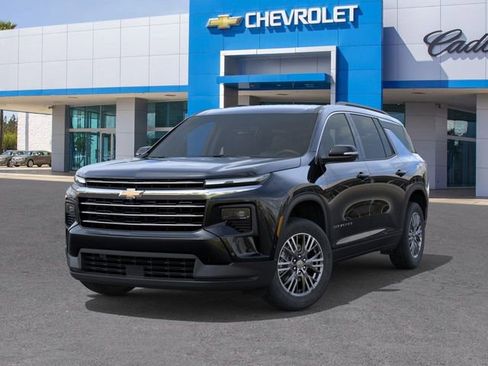 New 2026 Chevrolet Traverse LT w/ Enhanced Driving Package image 7