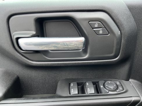 New 2026 Chevrolet Silverado 2500 Custom w/ Custom Convenience Package image 15