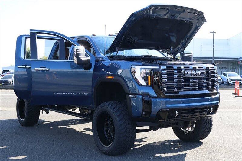 Used 2026 GMC Sierra 3500 Denali Ultimate AWD/4WD image 43