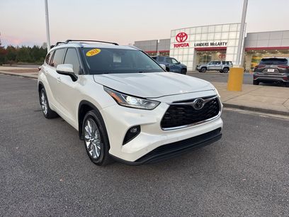 Used 2021 Toyota Highlander Limited