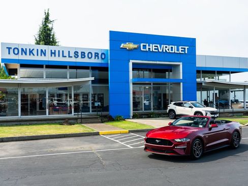 Used 2019 Ford Mustang GT Premium w/ Ford Safe & Smart Package RWD image 2