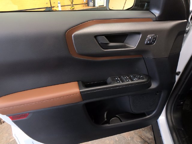 New 2026 Ford Bronco Sport Outer Banks w/ Outer Banks Tech Package+ AWD/4WD image 12