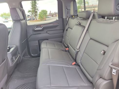 Used 2024 Chevrolet Silverado 1500 LT Trail Boss w/ Convenience Package II image 12