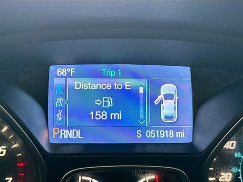 Used 2014 Ford Focus SE w/ SE Winter Package image 13