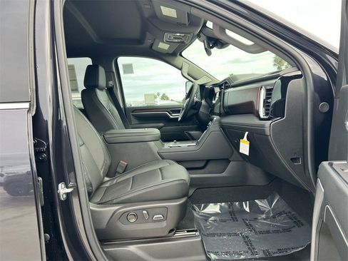 New 2026 GMC Sierra 3500 Denali image 32